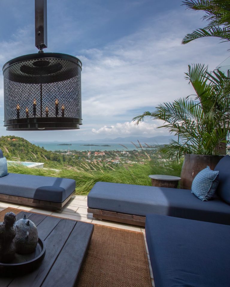 portrait_terrace_view_01